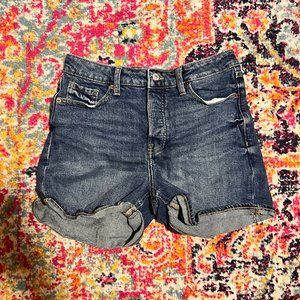Size 6 Old Navy High Rise O.G. Straight Shorts
